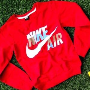 Red Nike sweat shirt